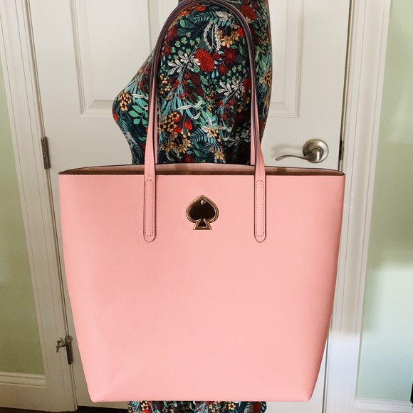 kate spade Handbags - Kate spade Suzy ns tote cosmetic pink large new
